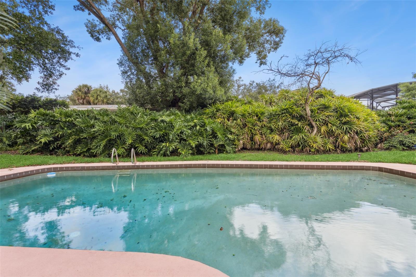 KINGS ROW - Residential