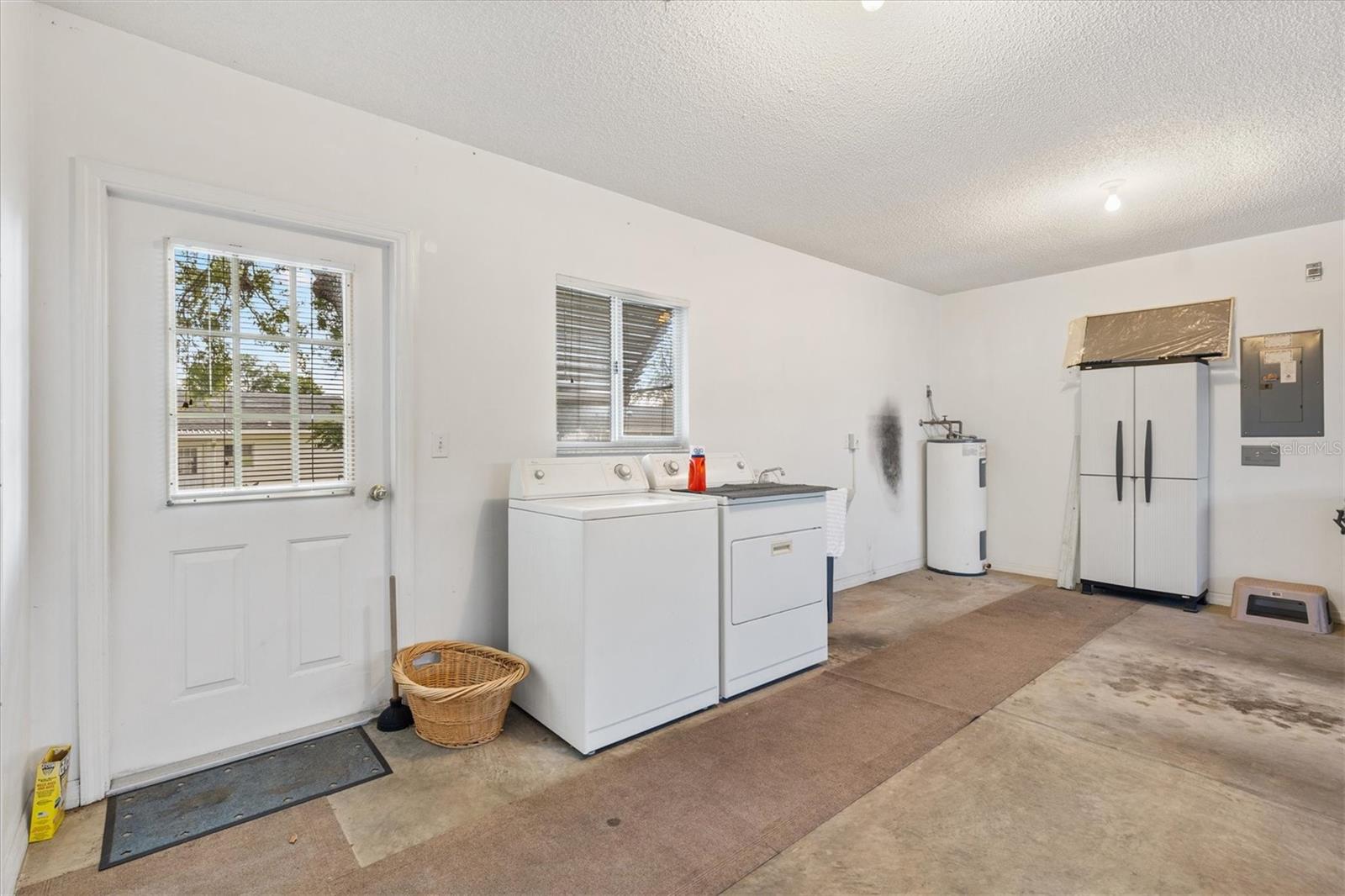 SPRUCE CREEK SOUTH - Residential