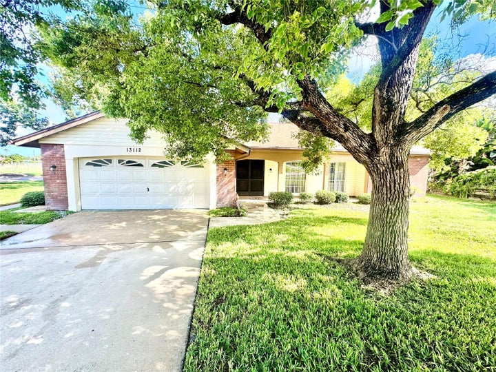 Photo 1 of 39 — 13112 WESTERN CIRCLE, HUDSON, FL 34667