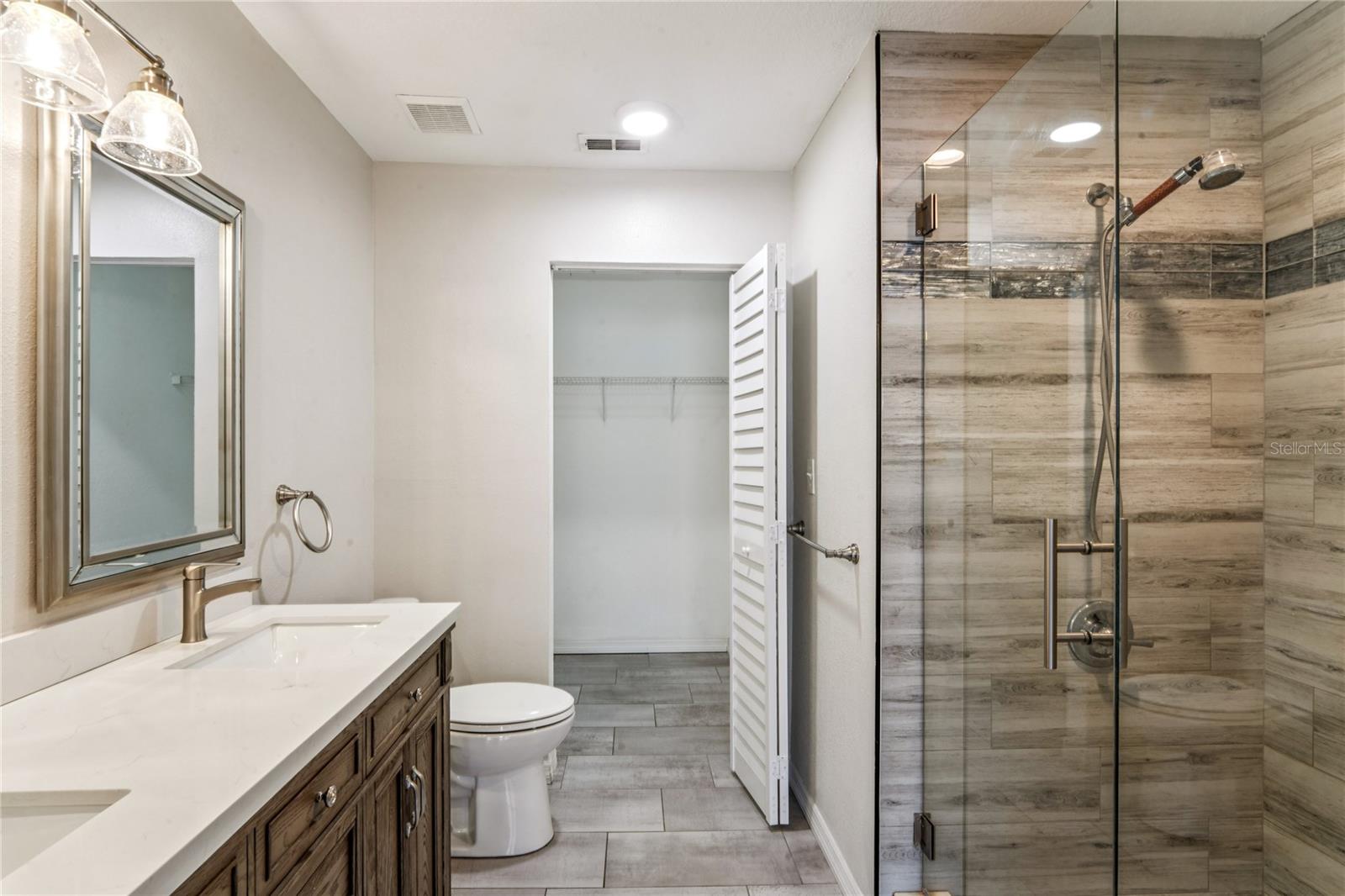 LAKE CHASE CONDO - Residential