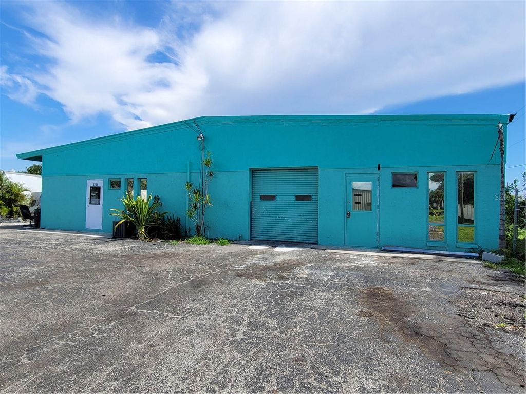 Photo of 2701 Ivy Street, Englewood, FL 34224 (MLS # D6143428)