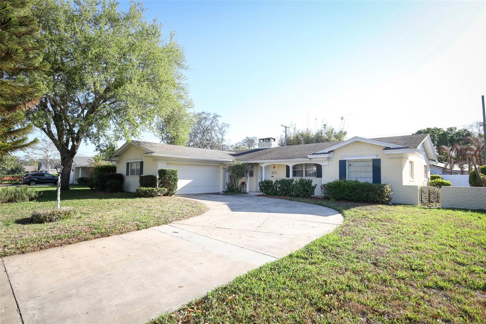 HIGHLAND PARK ESTATES | DOMMERICH - Residential