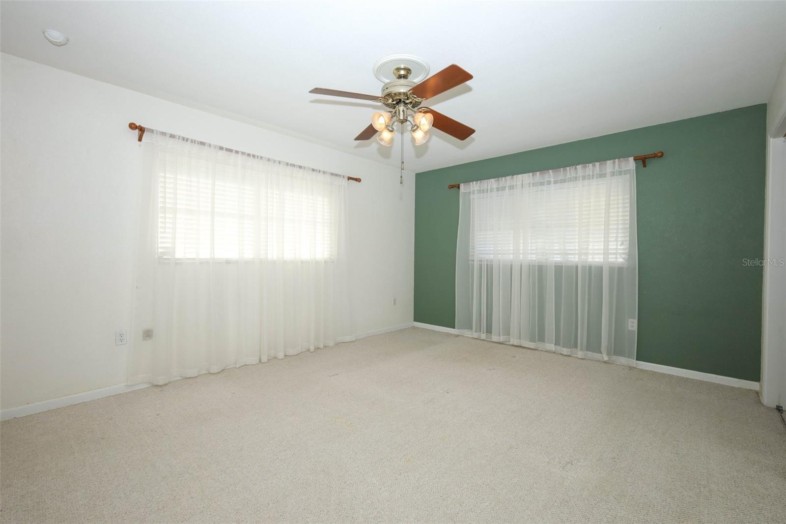 HIGHLAND PARK ESTATES | DOMMERICH - Residential