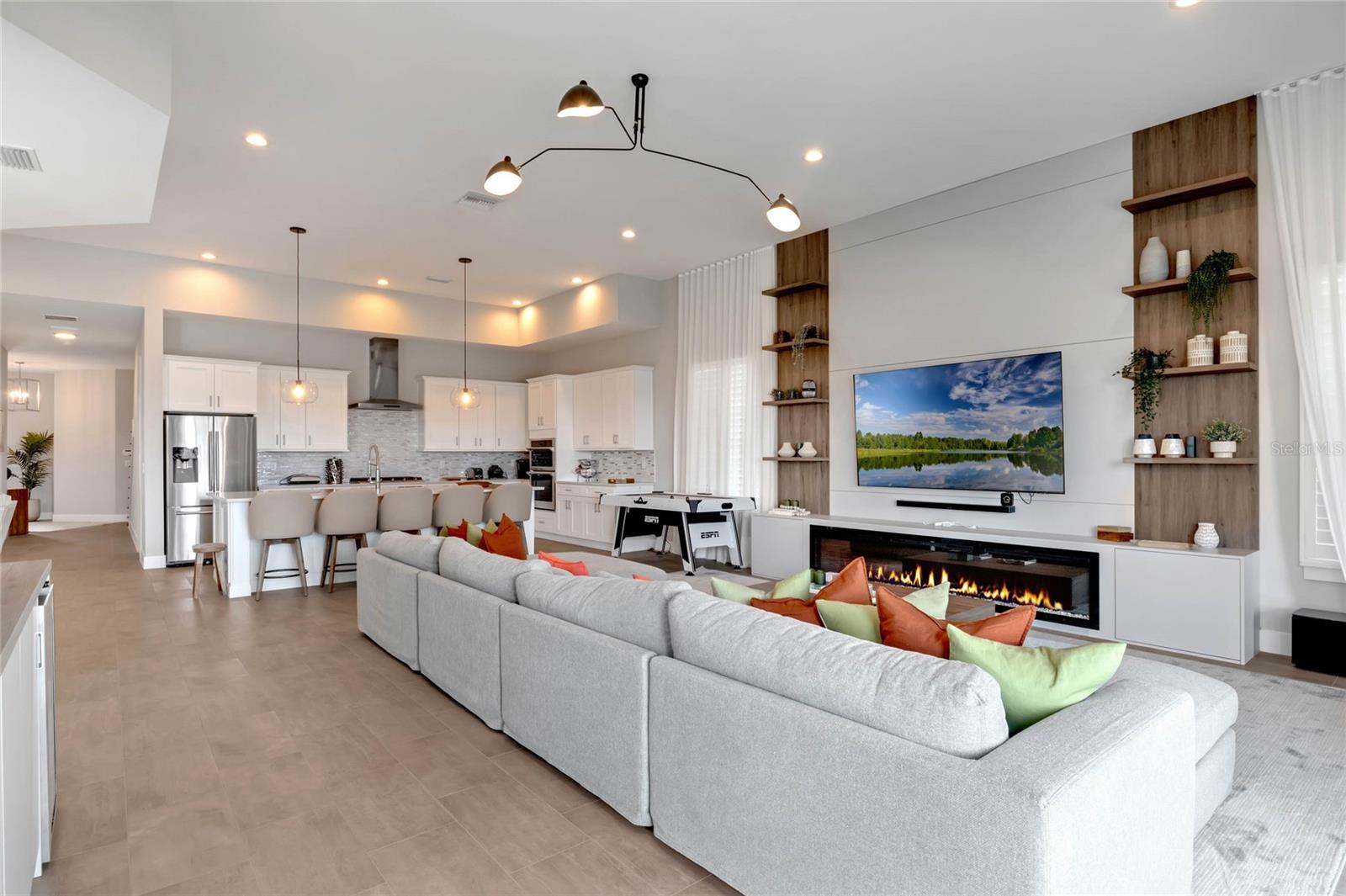 BELLA COLLINA WEST SUB - Residential