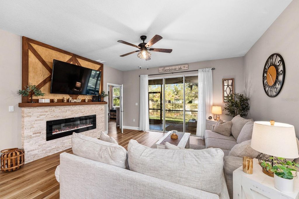 Photo of 128 51st Street Circle E #7, Palmetto, FL 34221 (MLS # TB8483787)