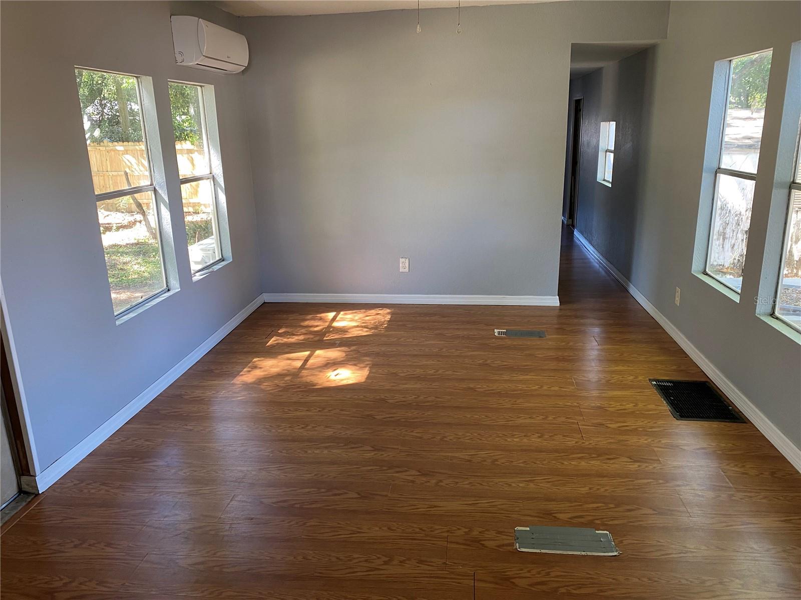 SUNSHINE PARK - Residential