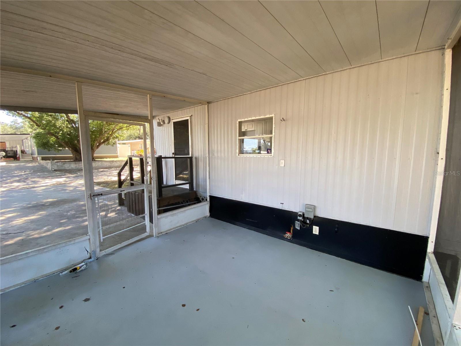 SUNSHINE PARK - Residential