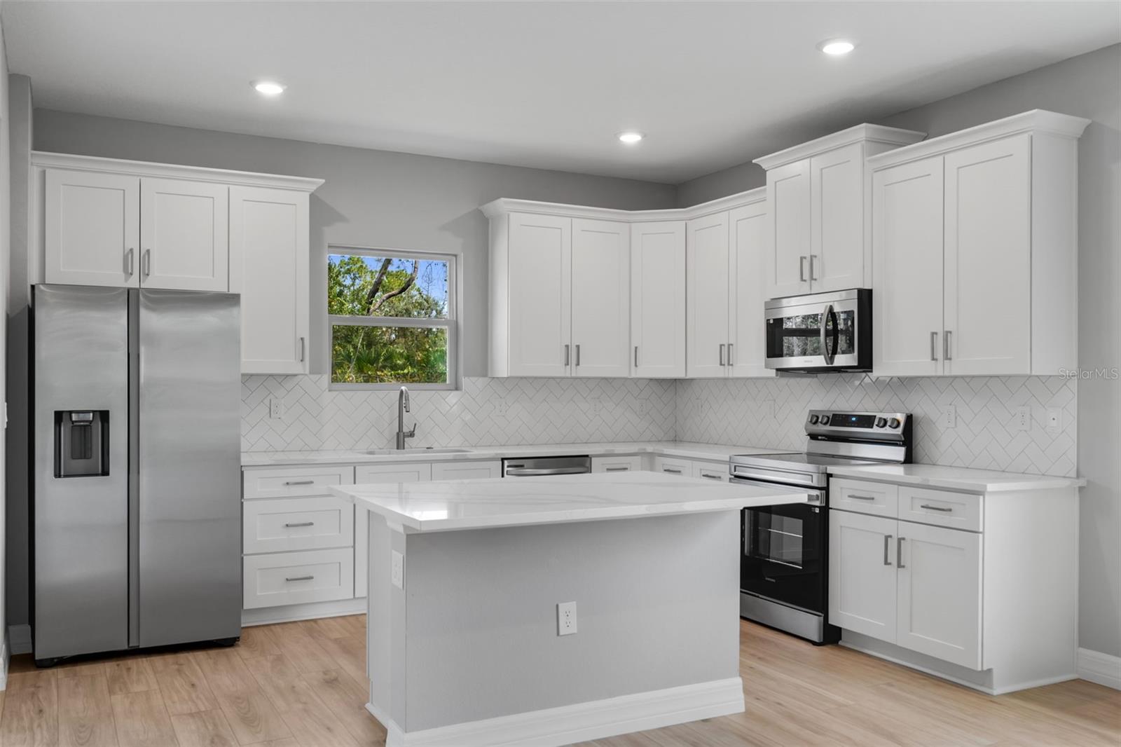 12841 SW 43RD CIRCLE