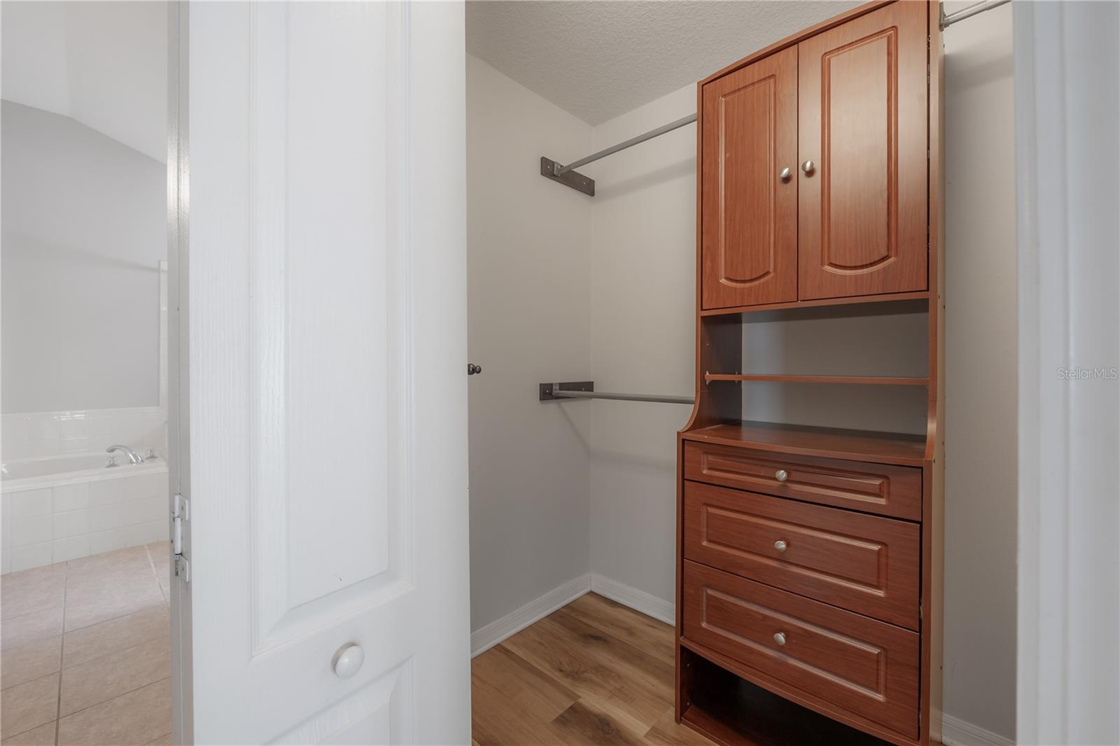 BLOOMINGDALE TRAILS - Residential Lease