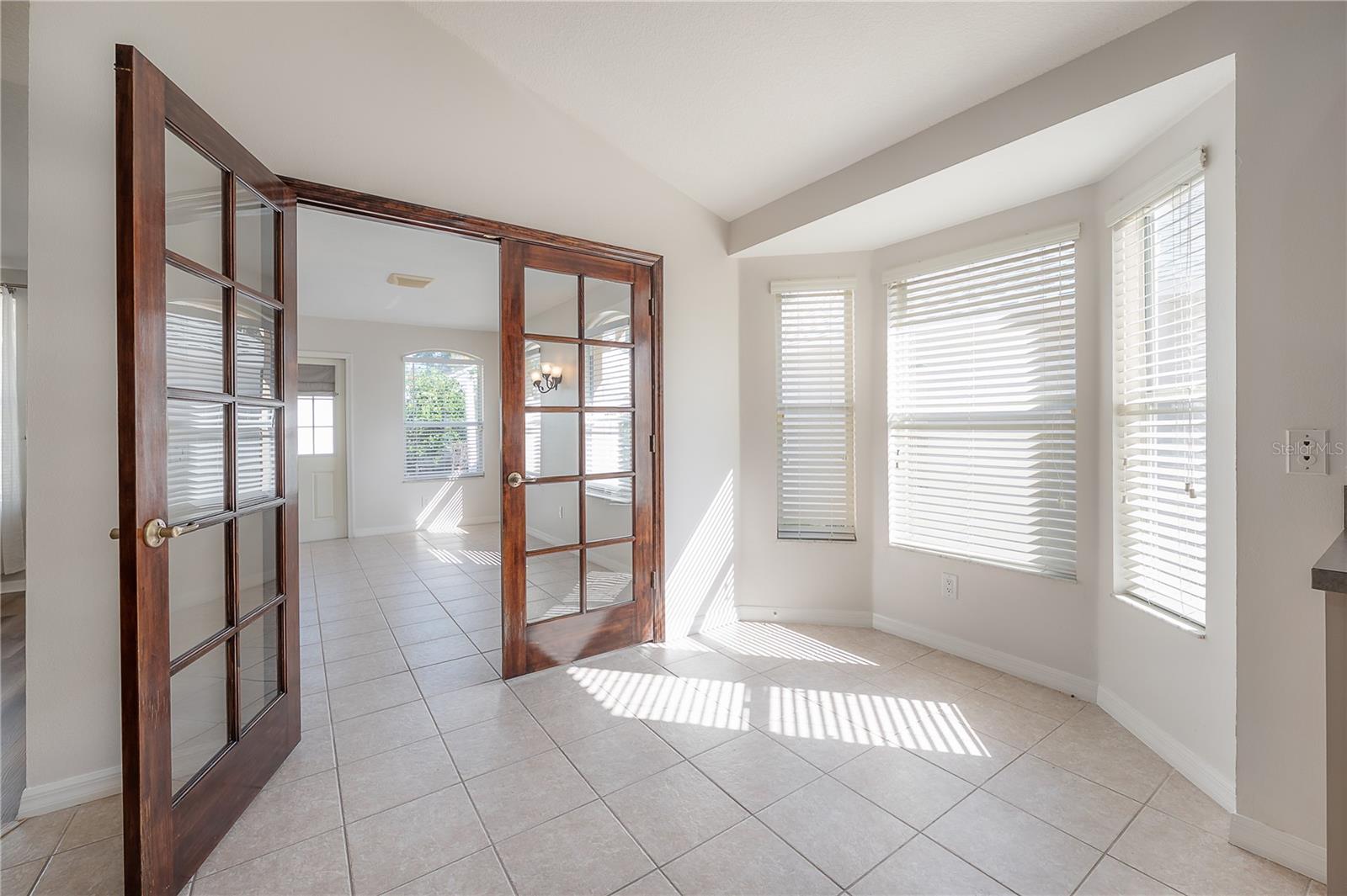 BLOOMINGDALE TRAILS - Residential Lease