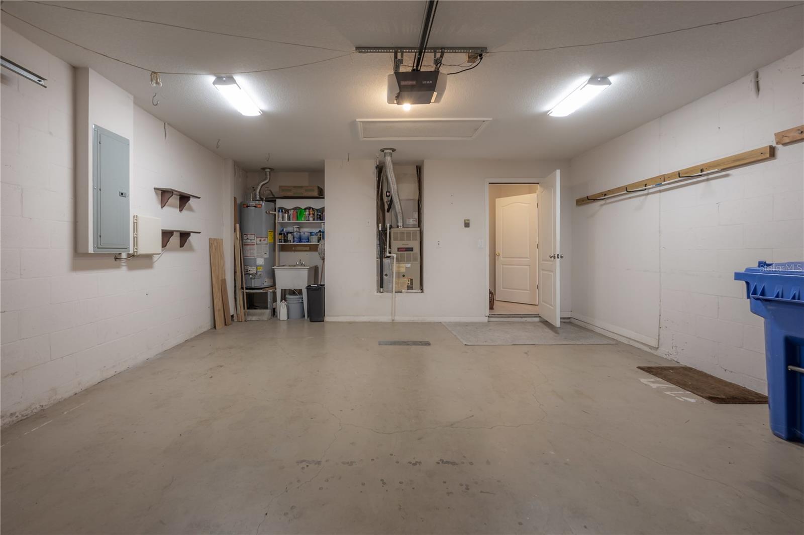 BLOOMINGDALE TRAILS - Residential Lease