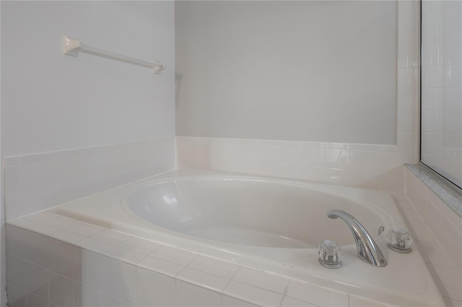 BLOOMINGDALE TRAILS - Residential Lease