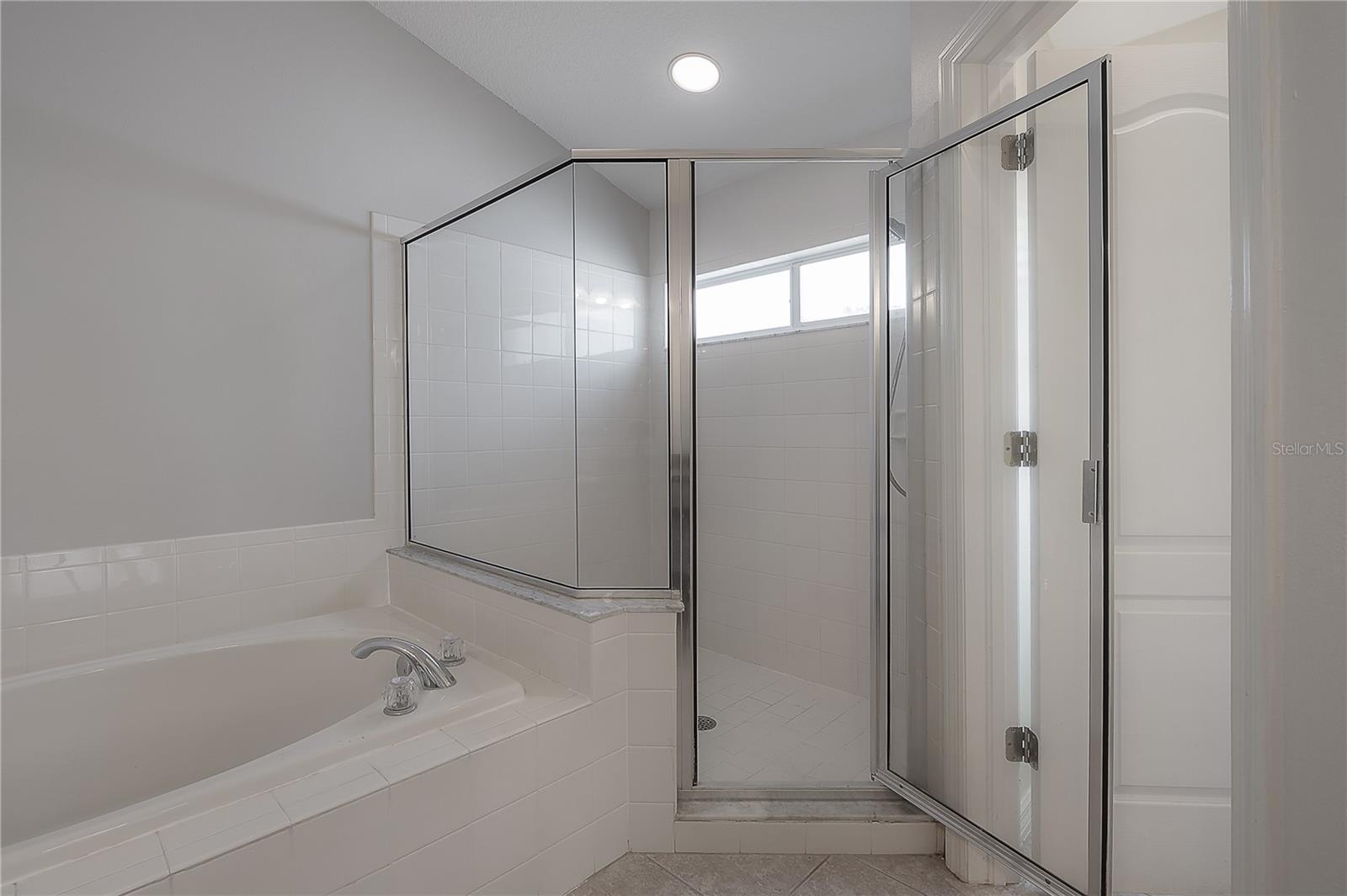 BLOOMINGDALE TRAILS - Residential Lease