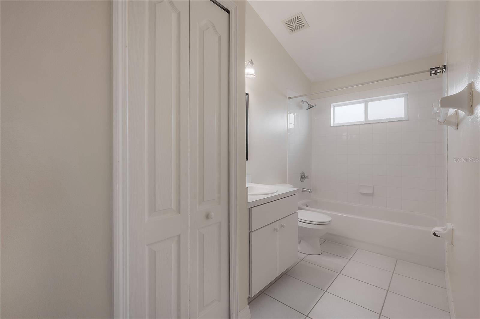 BLOOMINGDALE TRAILS - Residential Lease