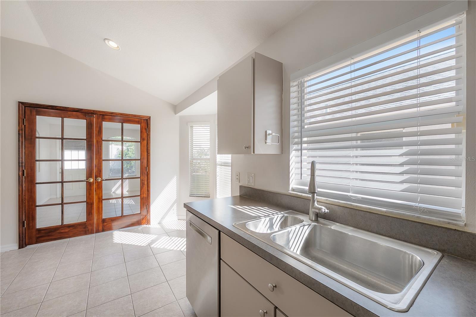 BLOOMINGDALE TRAILS - Residential Lease