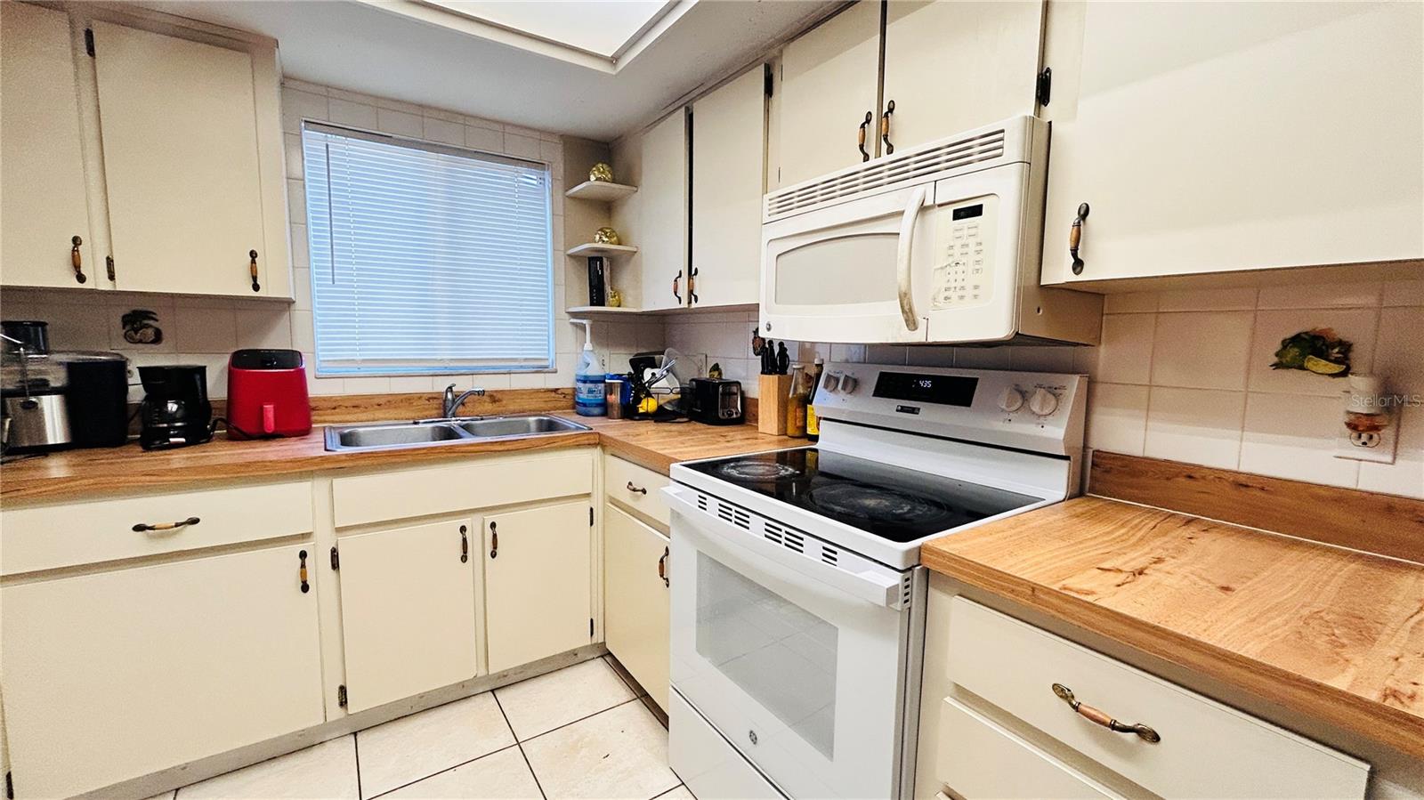 SKY LAKE SOUTHA - Residential