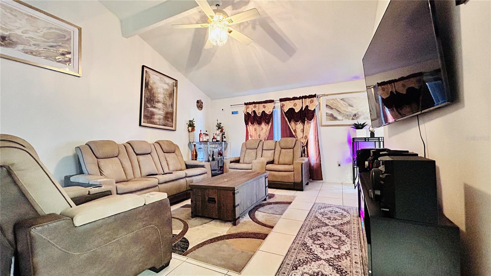 SKY LAKE SOUTHA - Residential