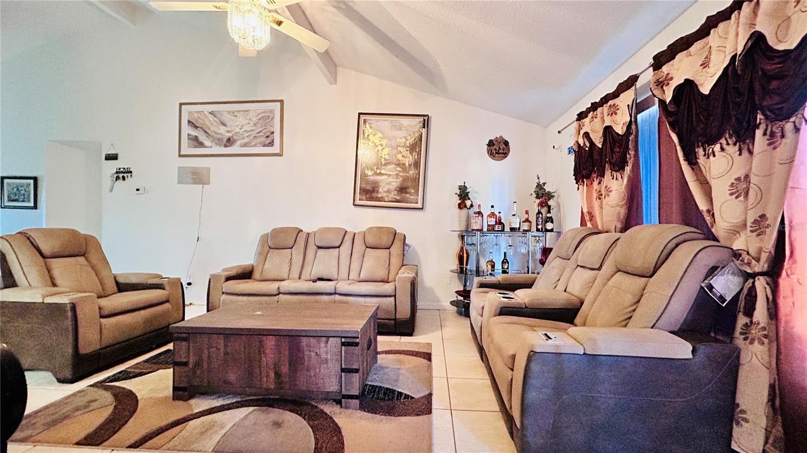 SKY LAKE SOUTHA - Residential