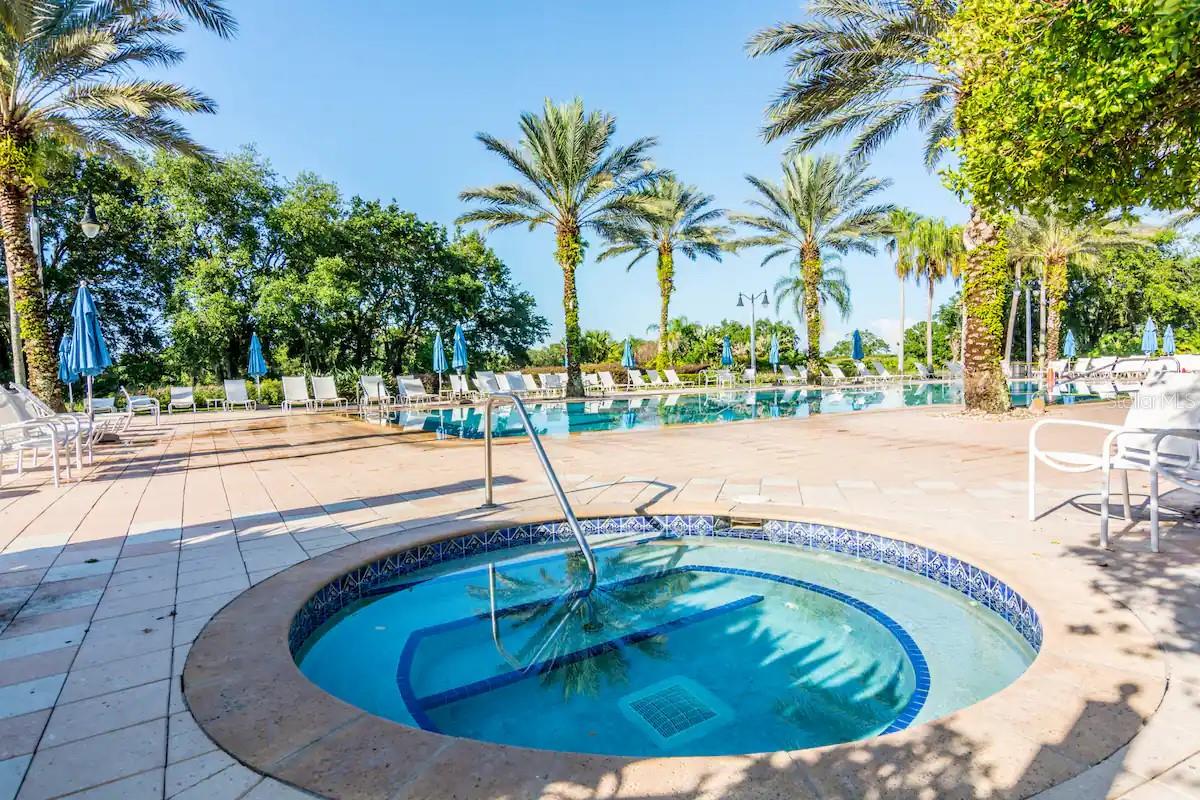 VILLAS AT REUNION SQUARE CONDO PH 3 - Residential