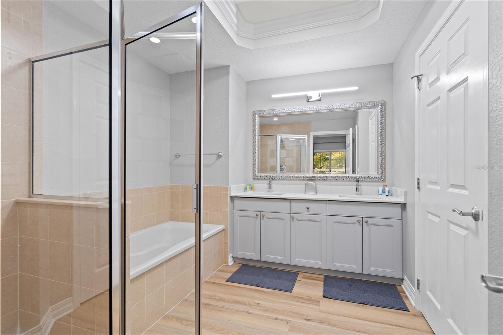 VILLAS AT REUNION SQUARE CONDO PH 3 - Residential