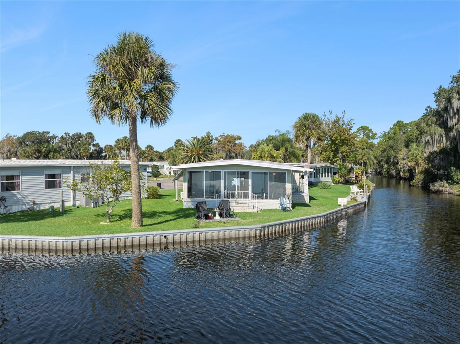 EUSTIS COUNTRY CLUB MANOR MHP UNIT 02A - Residential