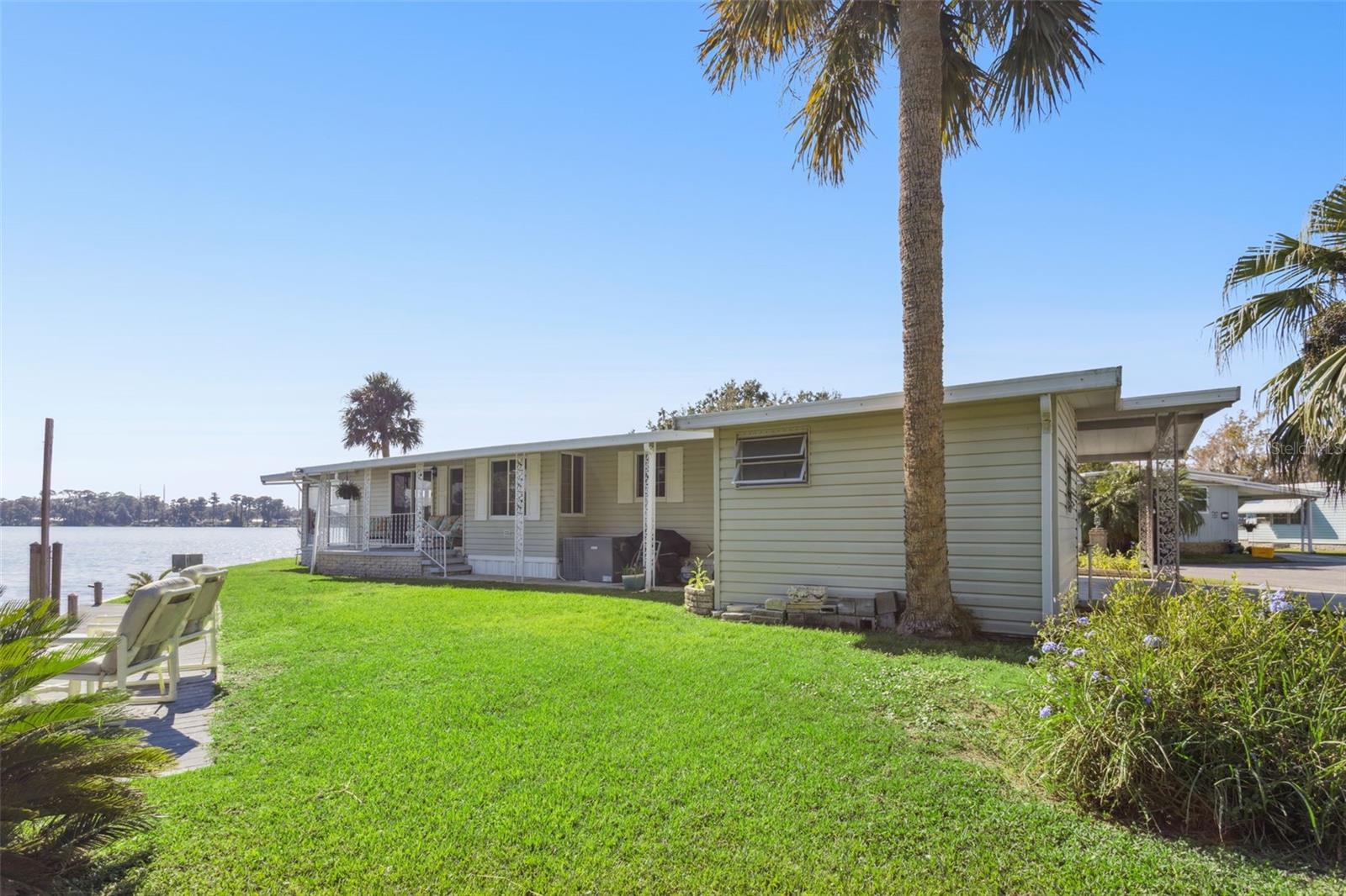 EUSTIS COUNTRY CLUB MANOR MHP UNIT 02A - Residential