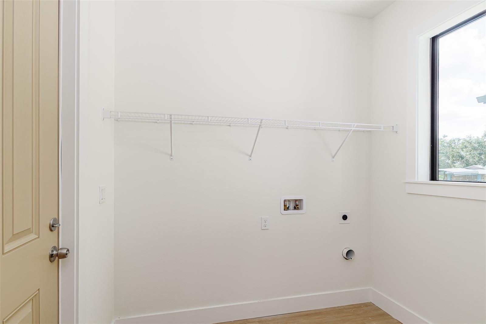 TEMPLE CREST SUB - Residential