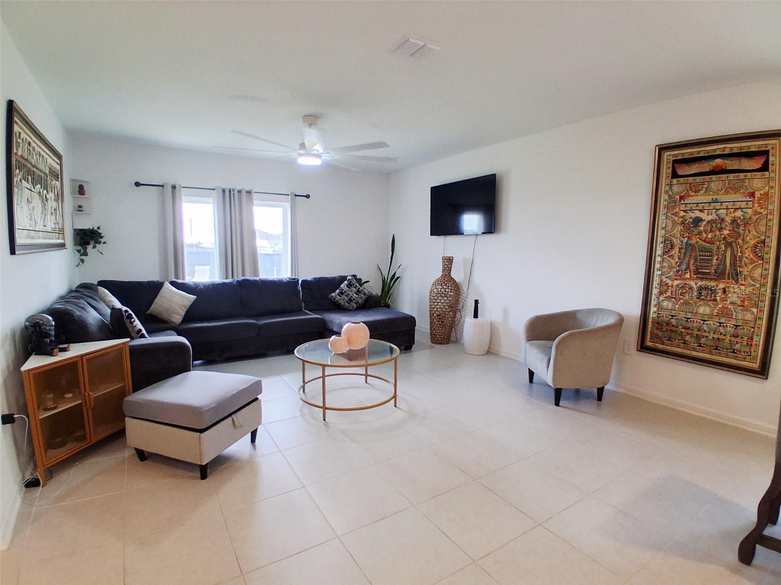 HUNT CLUB GROVES - Residential