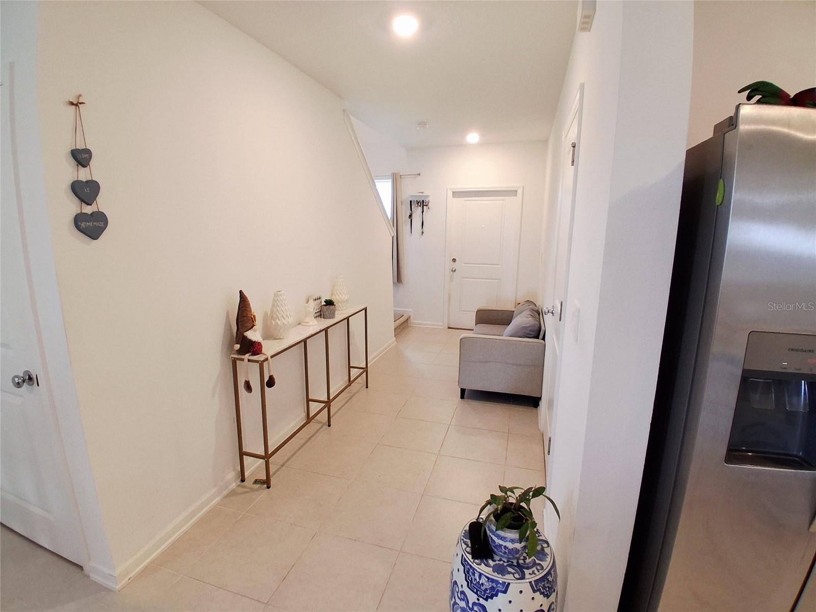 HUNT CLUB GROVES - Residential