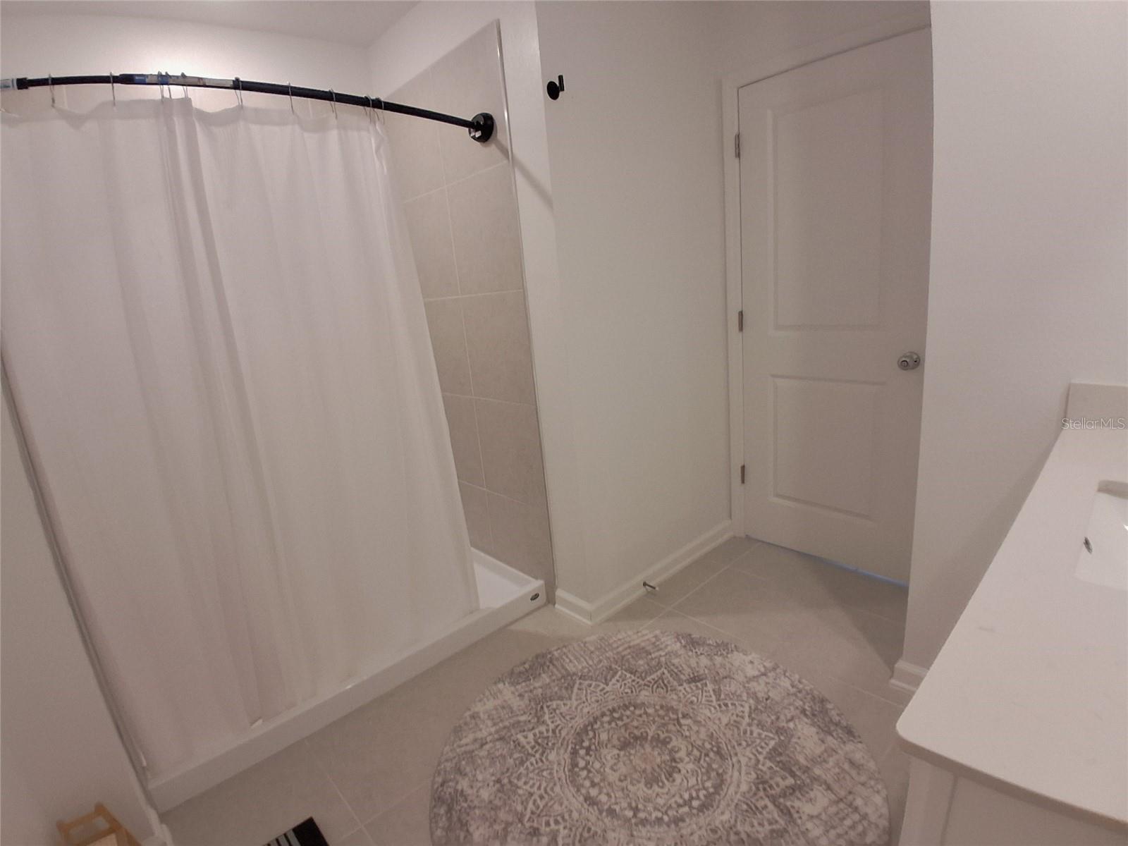 HUNT CLUB GROVES - Residential
