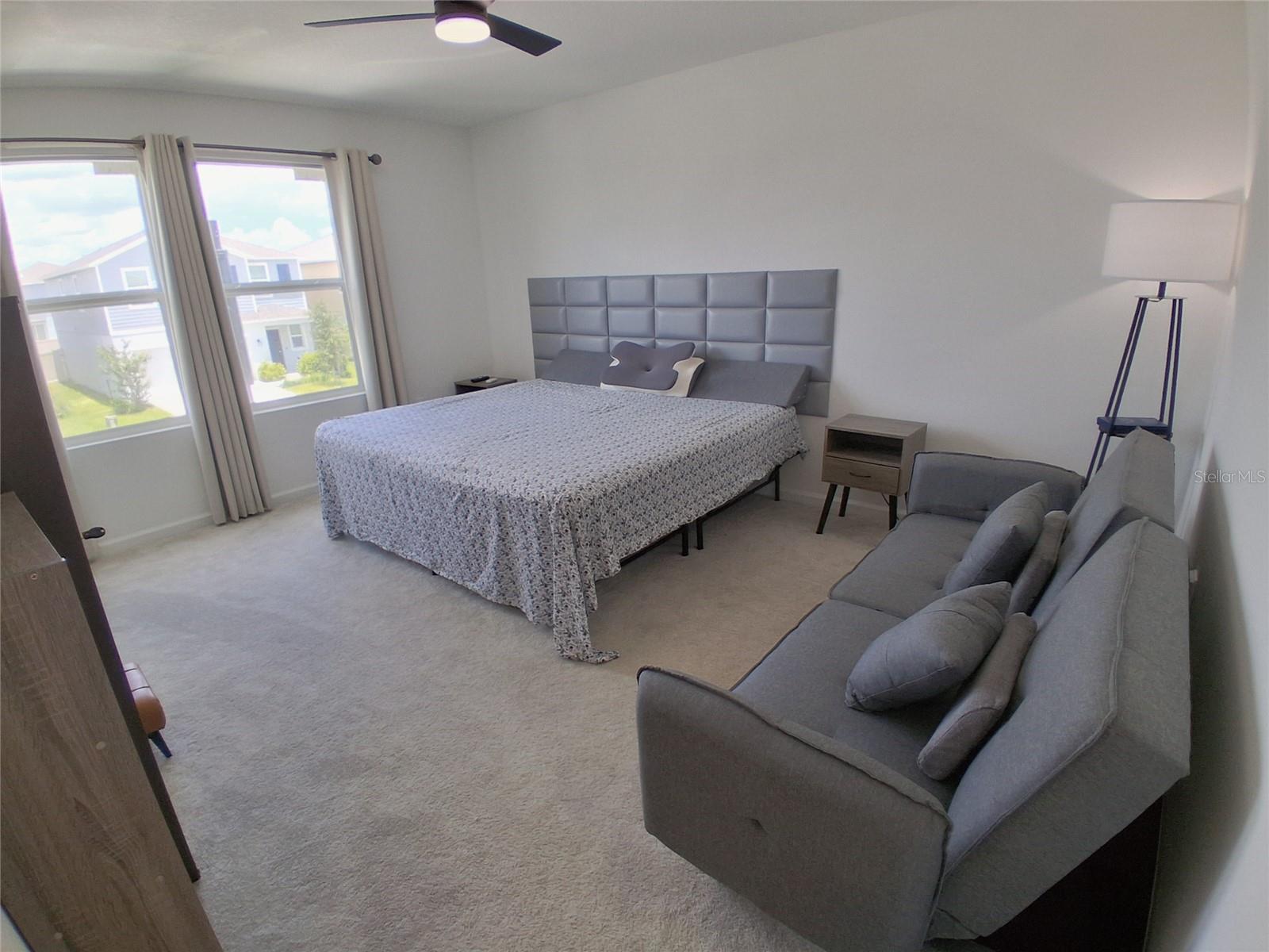 HUNT CLUB GROVES - Residential
