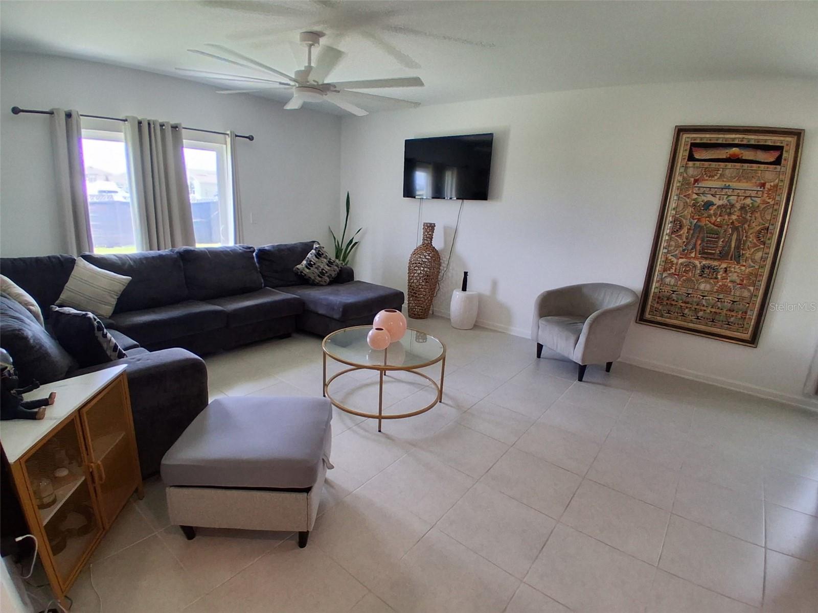 HUNT CLUB GROVES - Residential