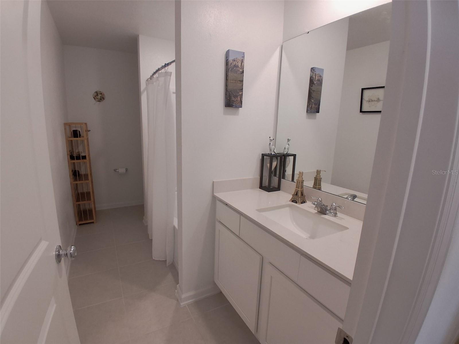 HUNT CLUB GROVES - Residential
