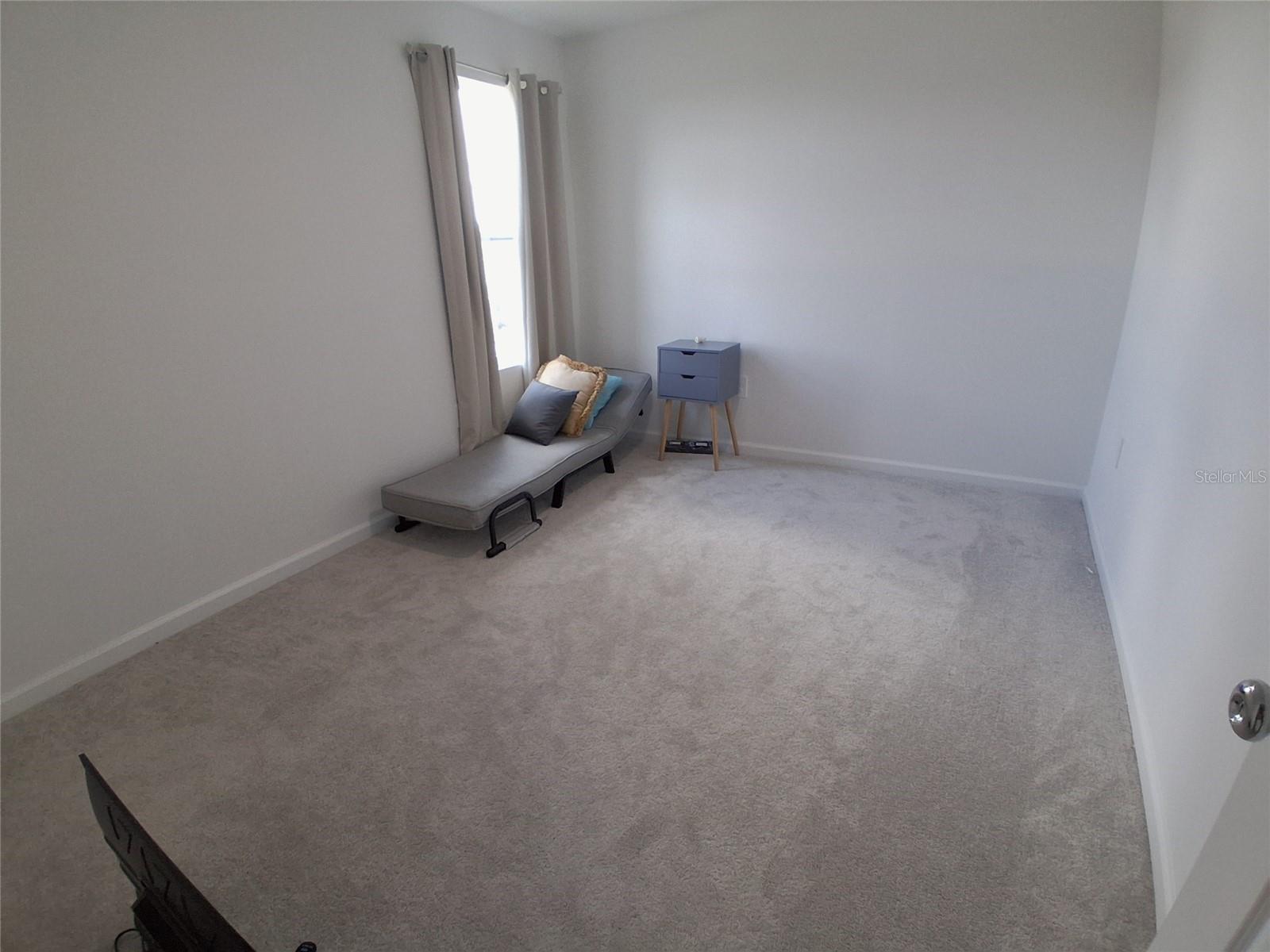 HUNT CLUB GROVES - Residential