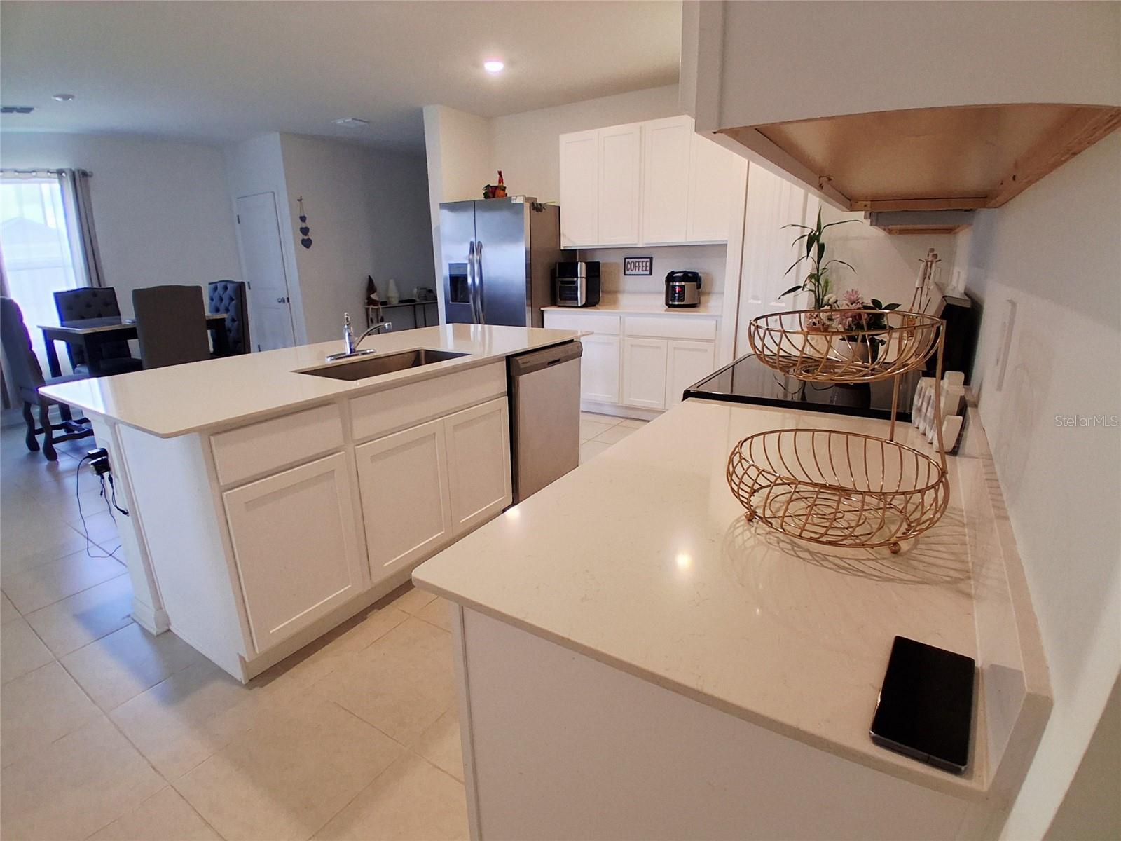 HUNT CLUB GROVES - Residential