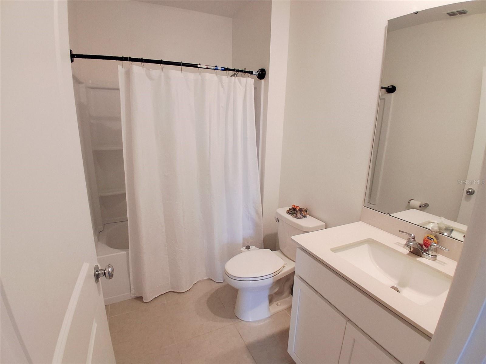 HUNT CLUB GROVES - Residential