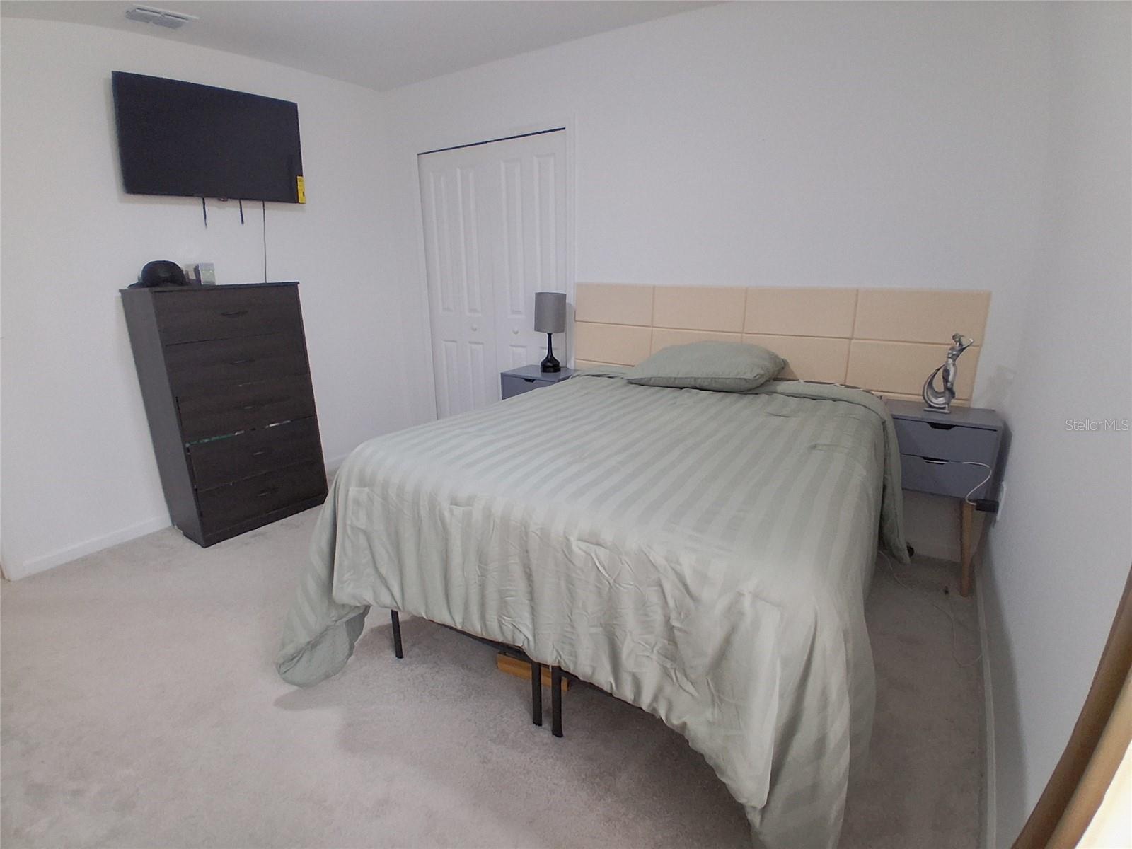 HUNT CLUB GROVES - Residential
