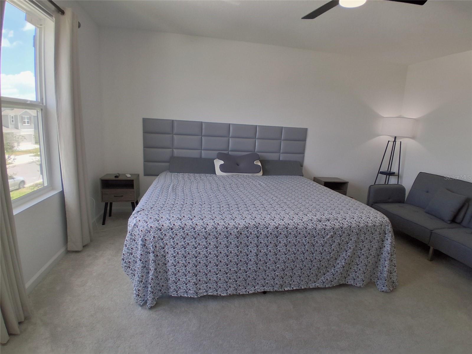 HUNT CLUB GROVES - Residential