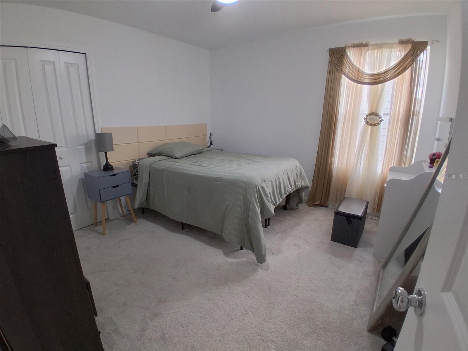 HUNT CLUB GROVES - Residential