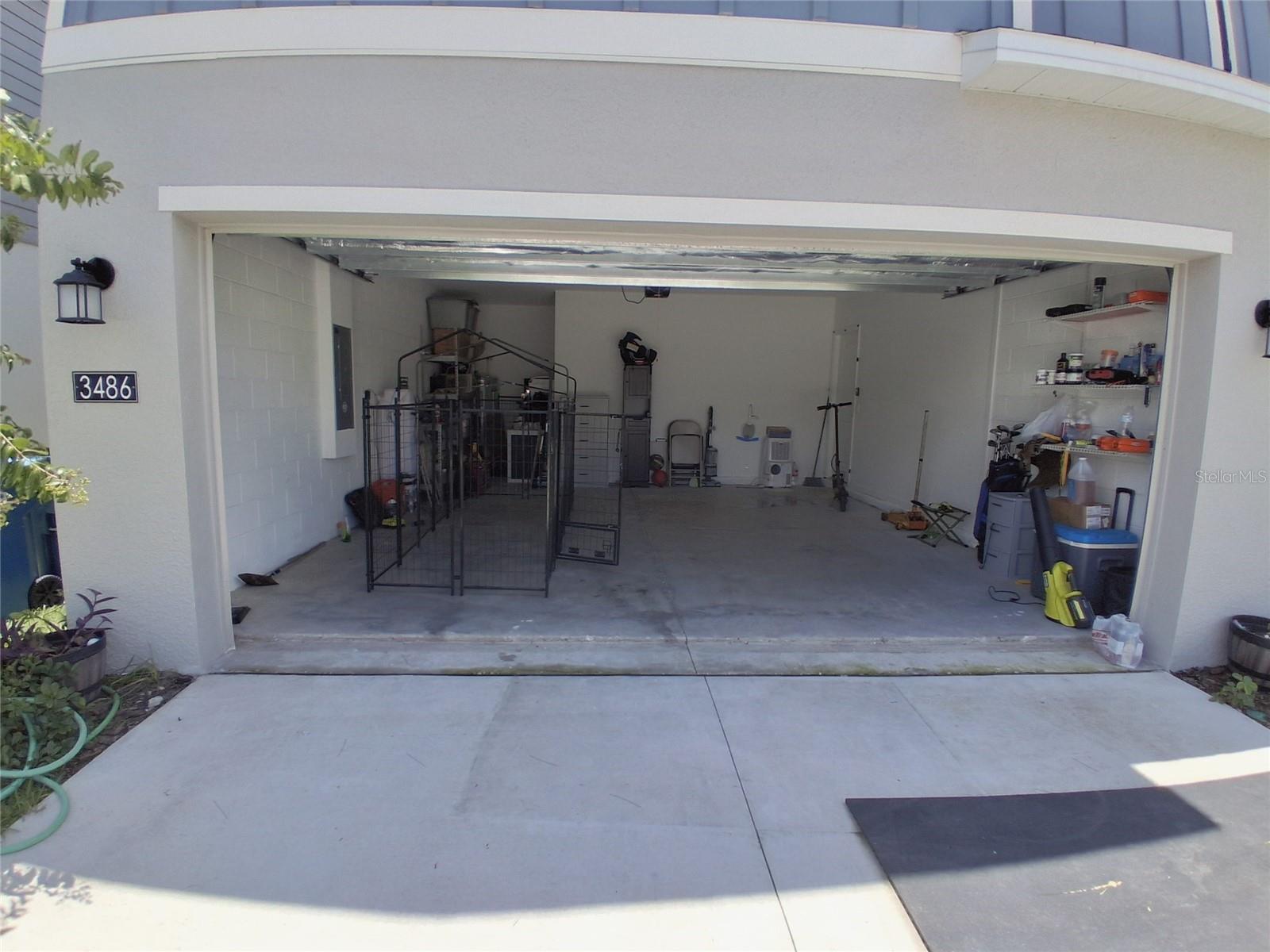 HUNT CLUB GROVES - Residential