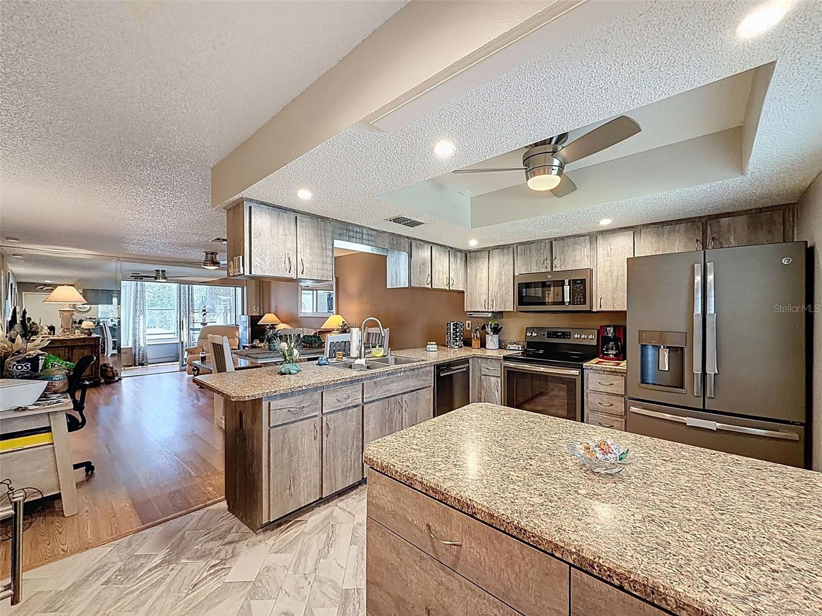 VILLAGE WOODS CONDO PH 02 - Residential