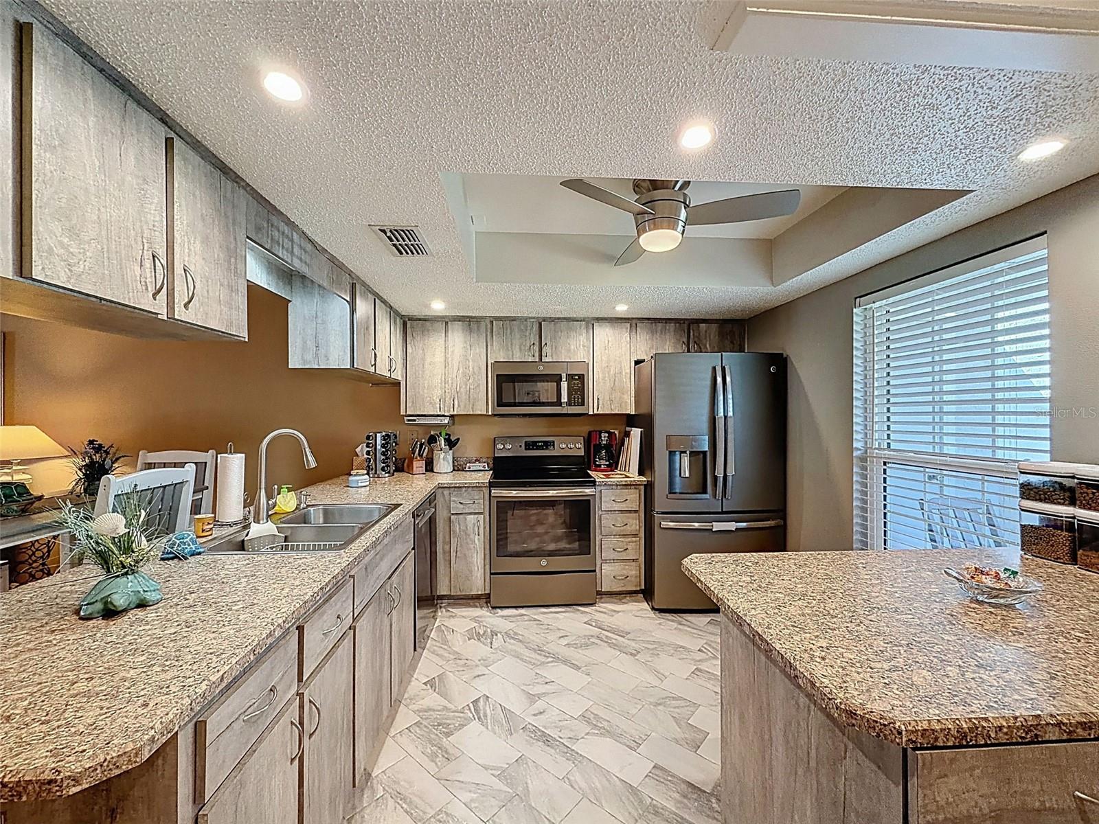 VILLAGE WOODS CONDO PH 02 - Residential