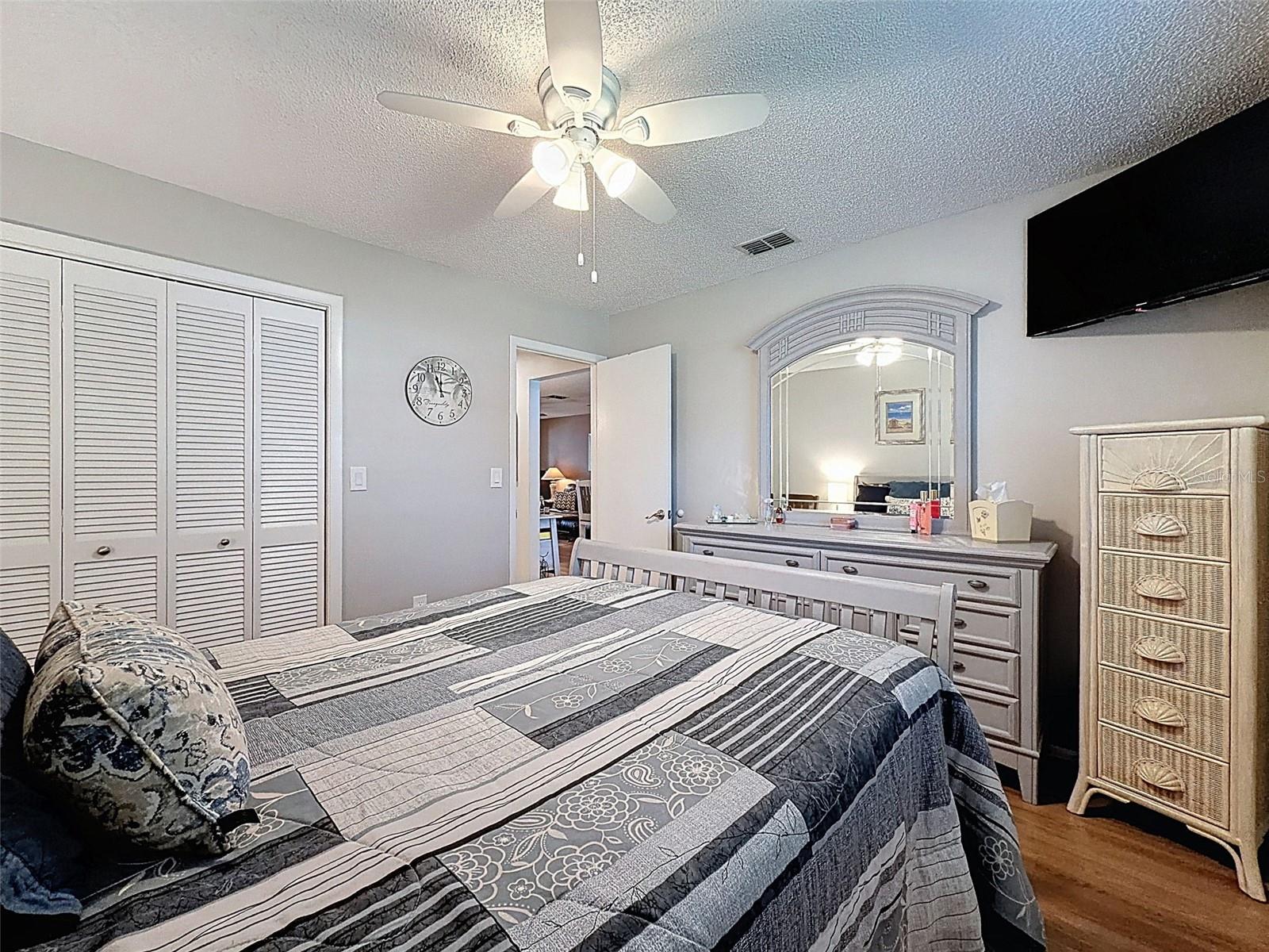 VILLAGE WOODS CONDO PH 02 - Residential