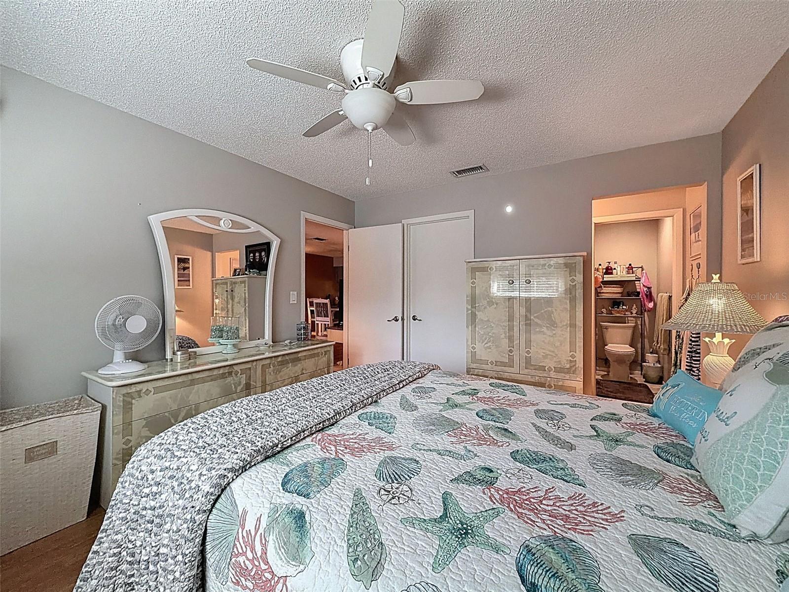 VILLAGE WOODS CONDO PH 02 - Residential