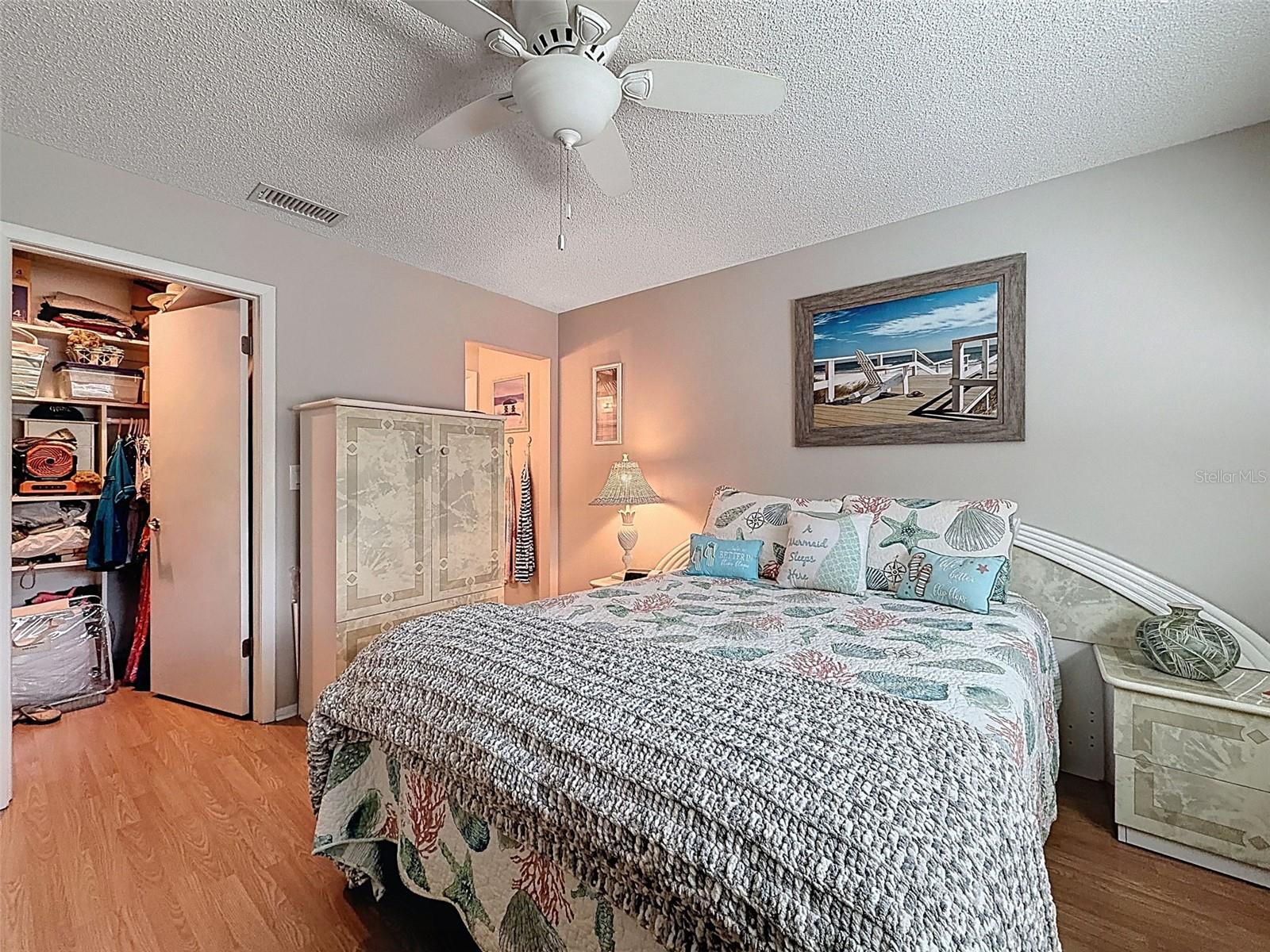 VILLAGE WOODS CONDO PH 02 - Residential