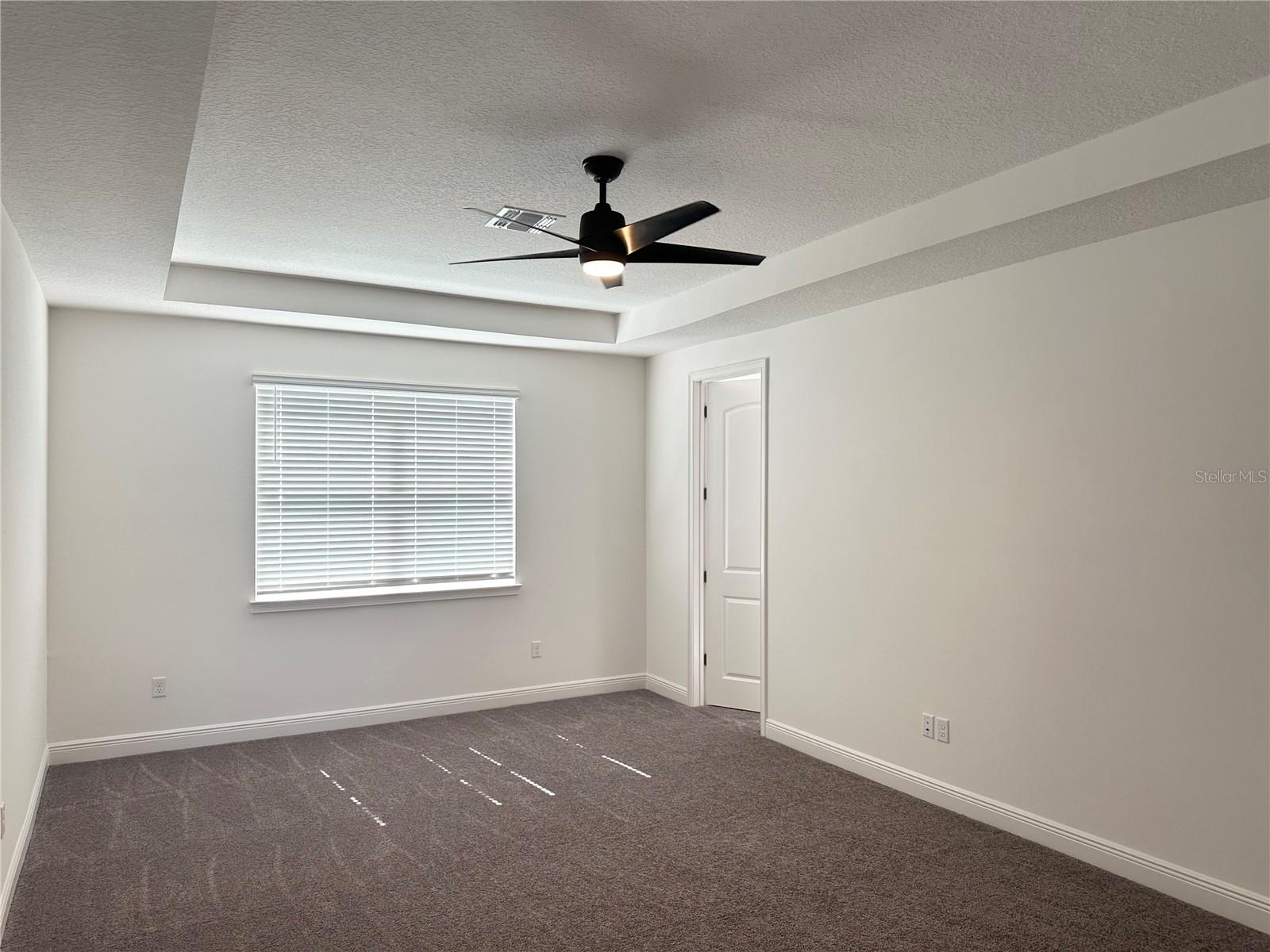 TWIN LAKES PH 8 - Residential