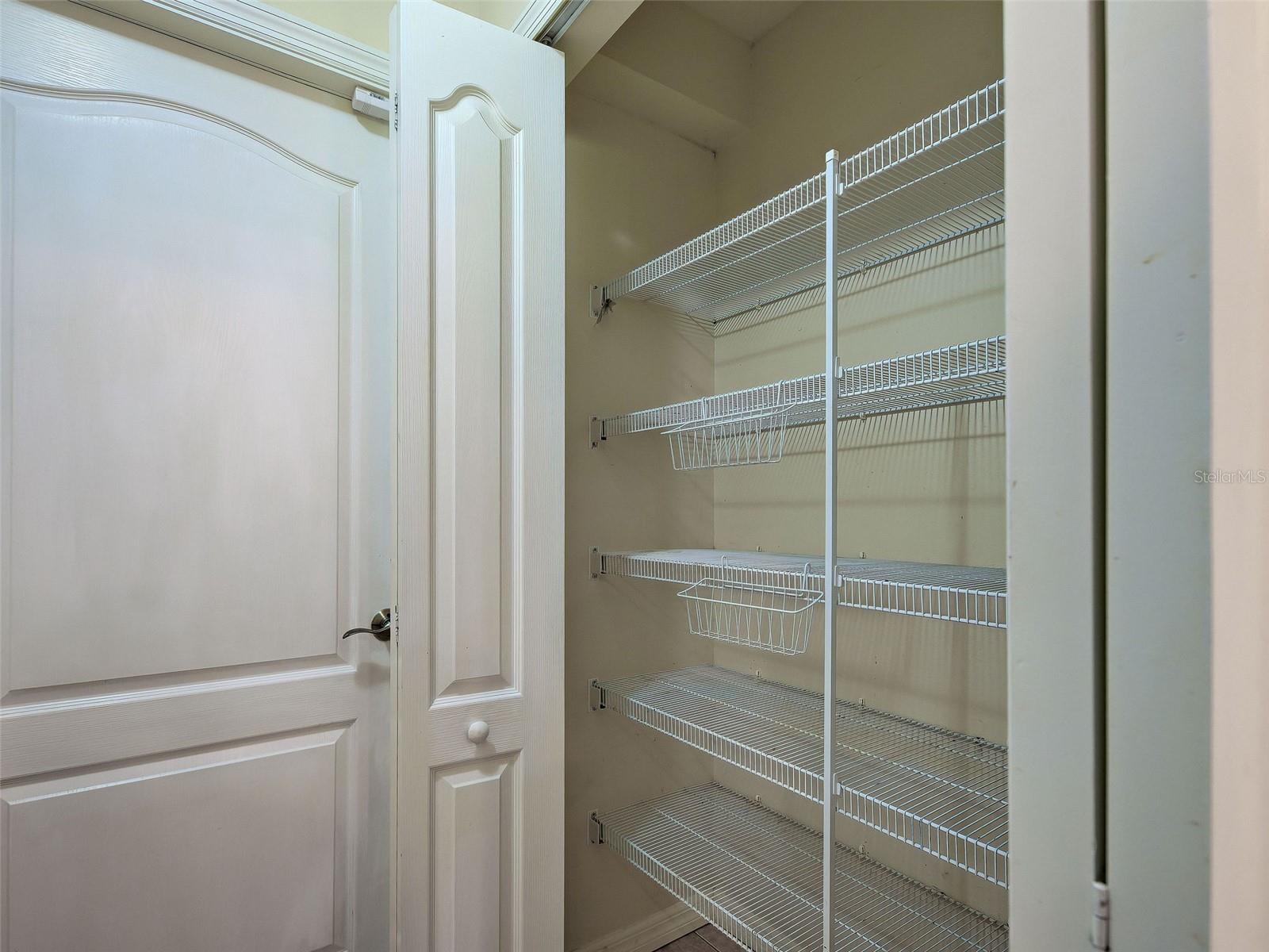 SOUTH VENICE - Residential