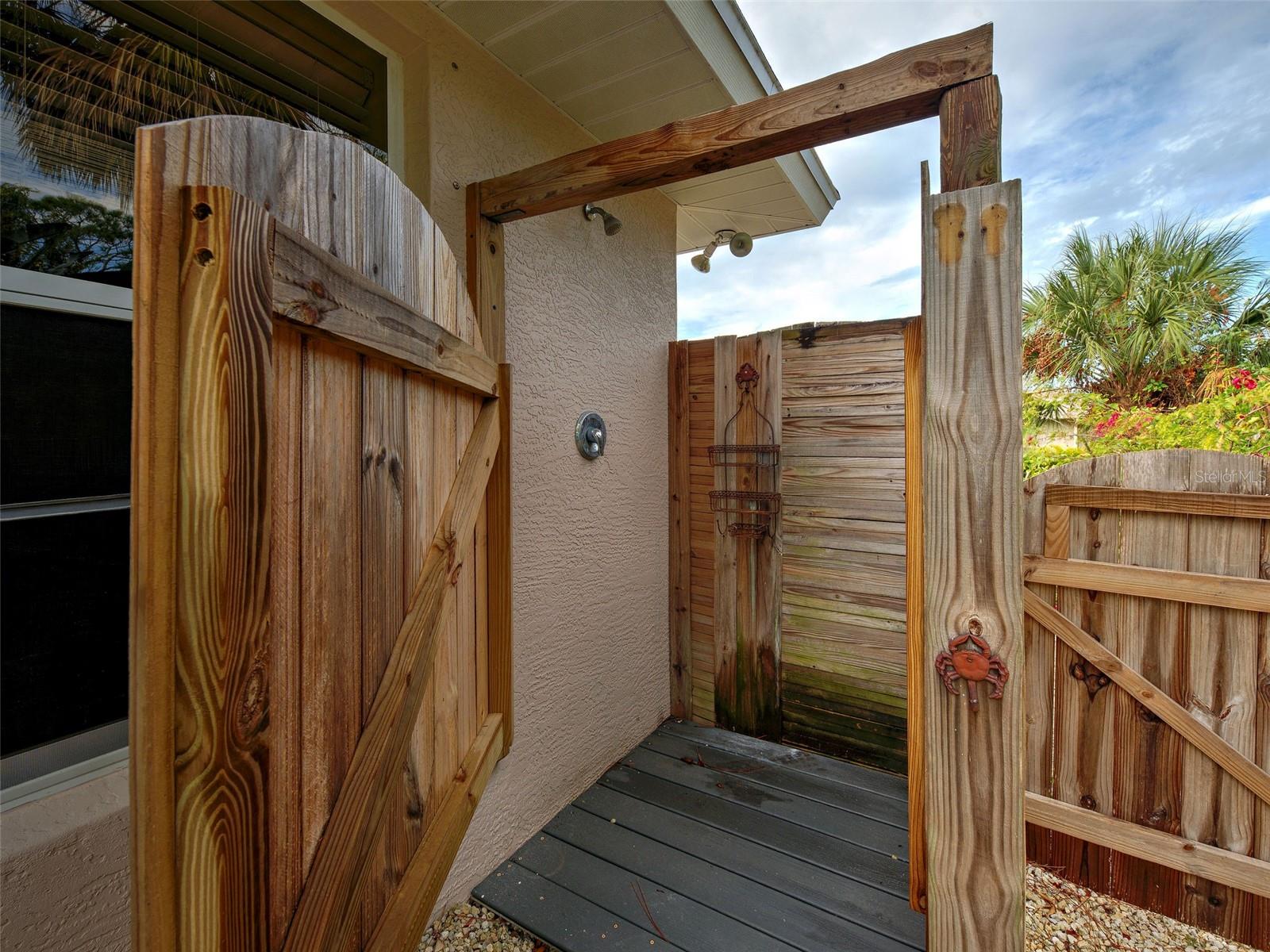 SOUTH VENICE - Residential