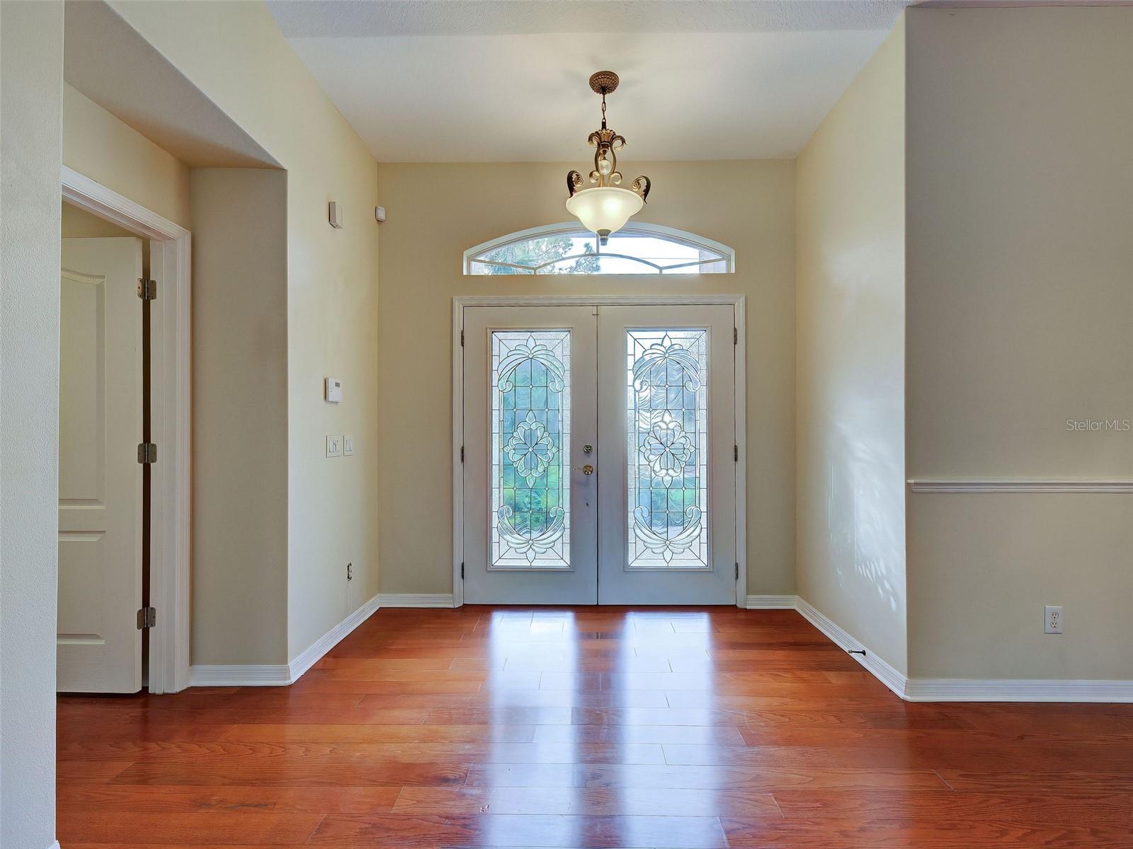 SOUTH VENICE - Residential