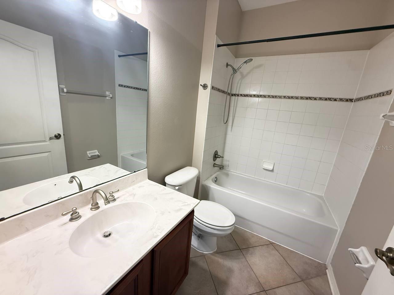 SEVEN OAKS PRCL S-8A - Residential Lease